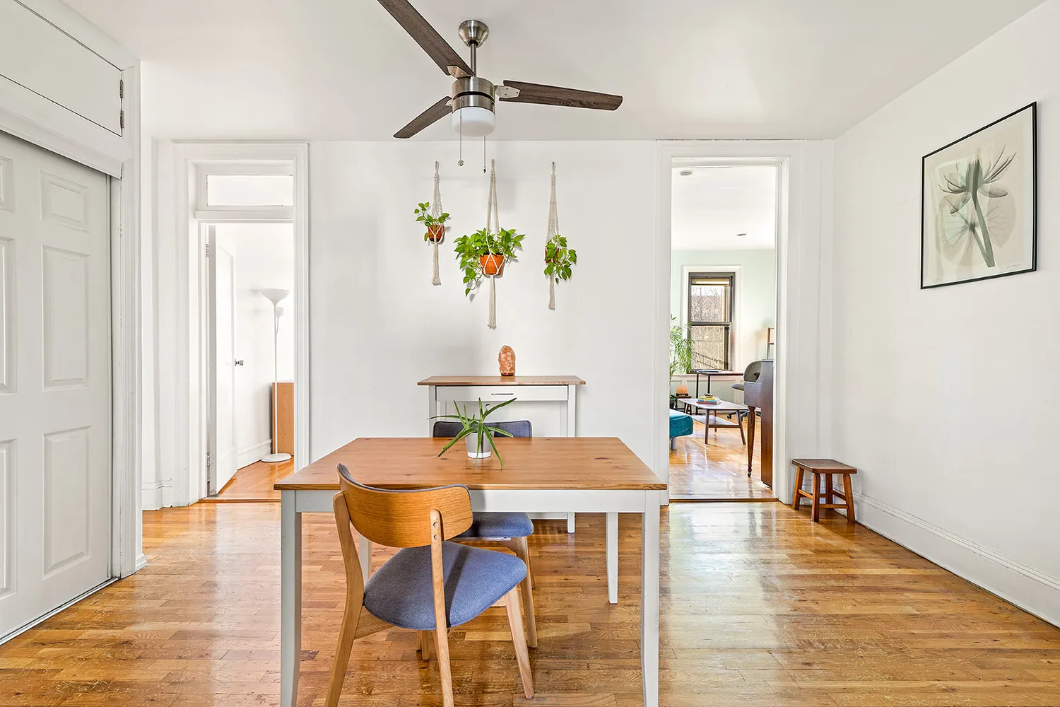 $2,950 | 179 Ocean Parkway, Unit 4A | Kensington