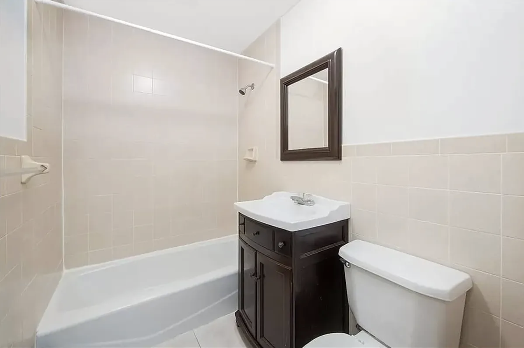 47 Conselyea Street, Unit 1R Brooklyn, NY 11211 - Photo 6 of 11