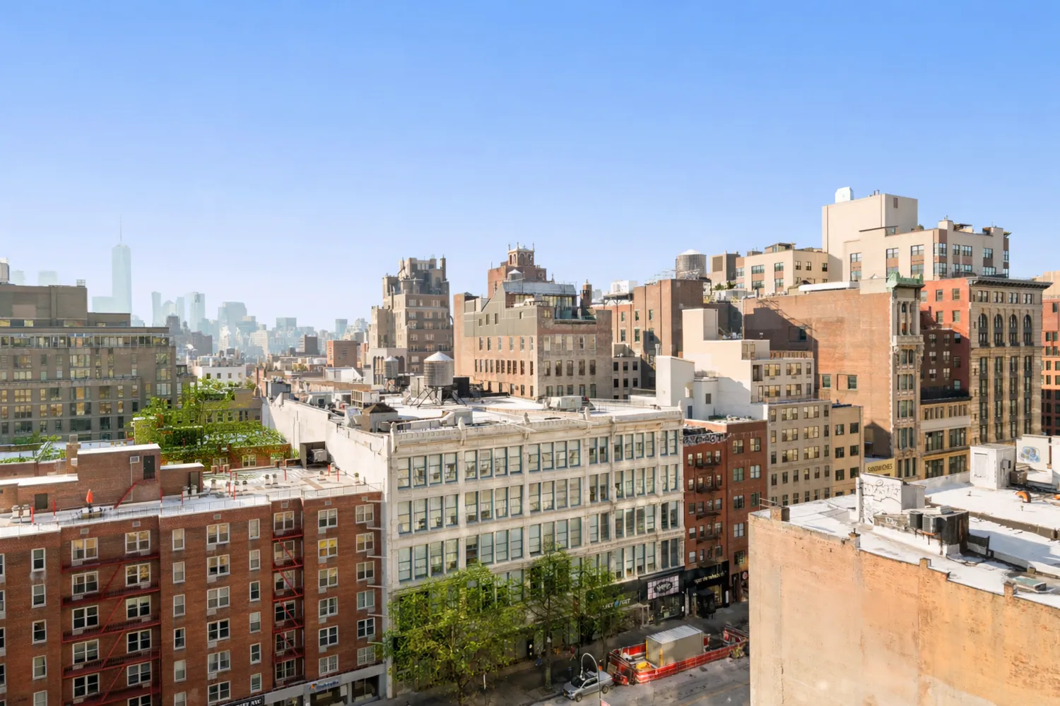 $1,350,000 | 22 West 15th Street, Unit 11B | Flatiron
