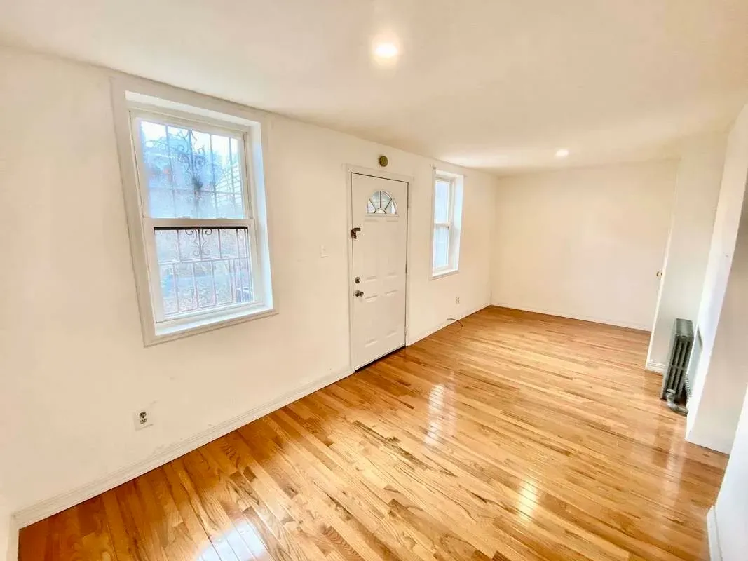 $2,995 | 168 17th Street, Unit 2 | Greenwood Heights