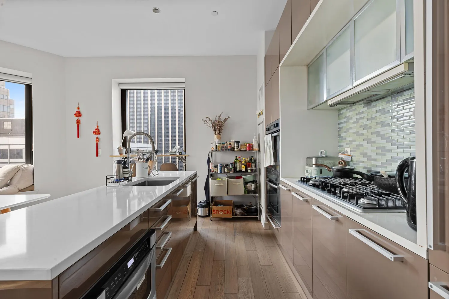 $8,500 | 75 Wall Street, Unit 31C | Financial District