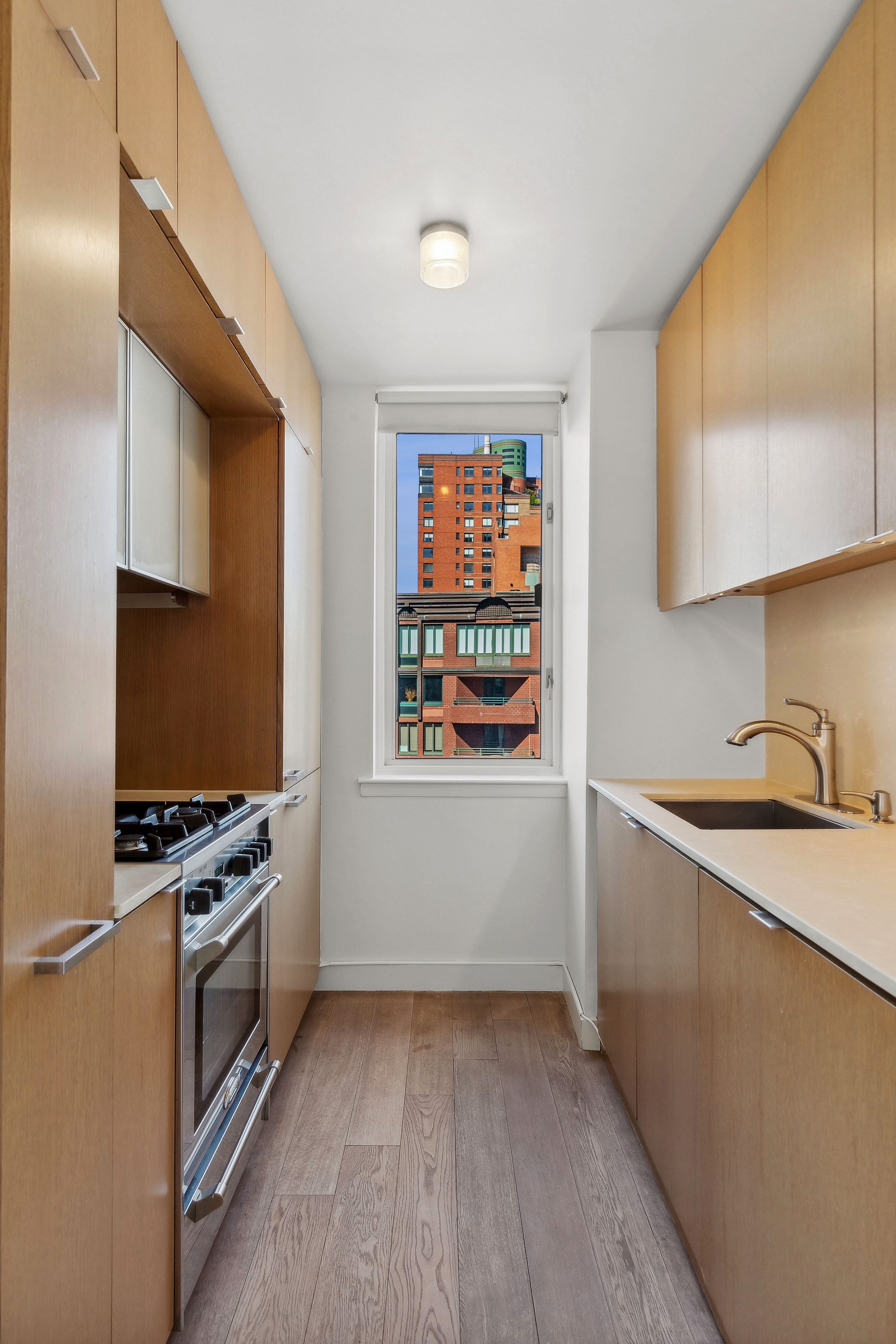 225 Rector Place, Unit 15G Manhattan, NY 10280 - Photo 2 of 8