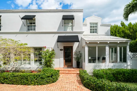 $3,950,000 | 939 West 47th Court, Miami Beach, FL 33140