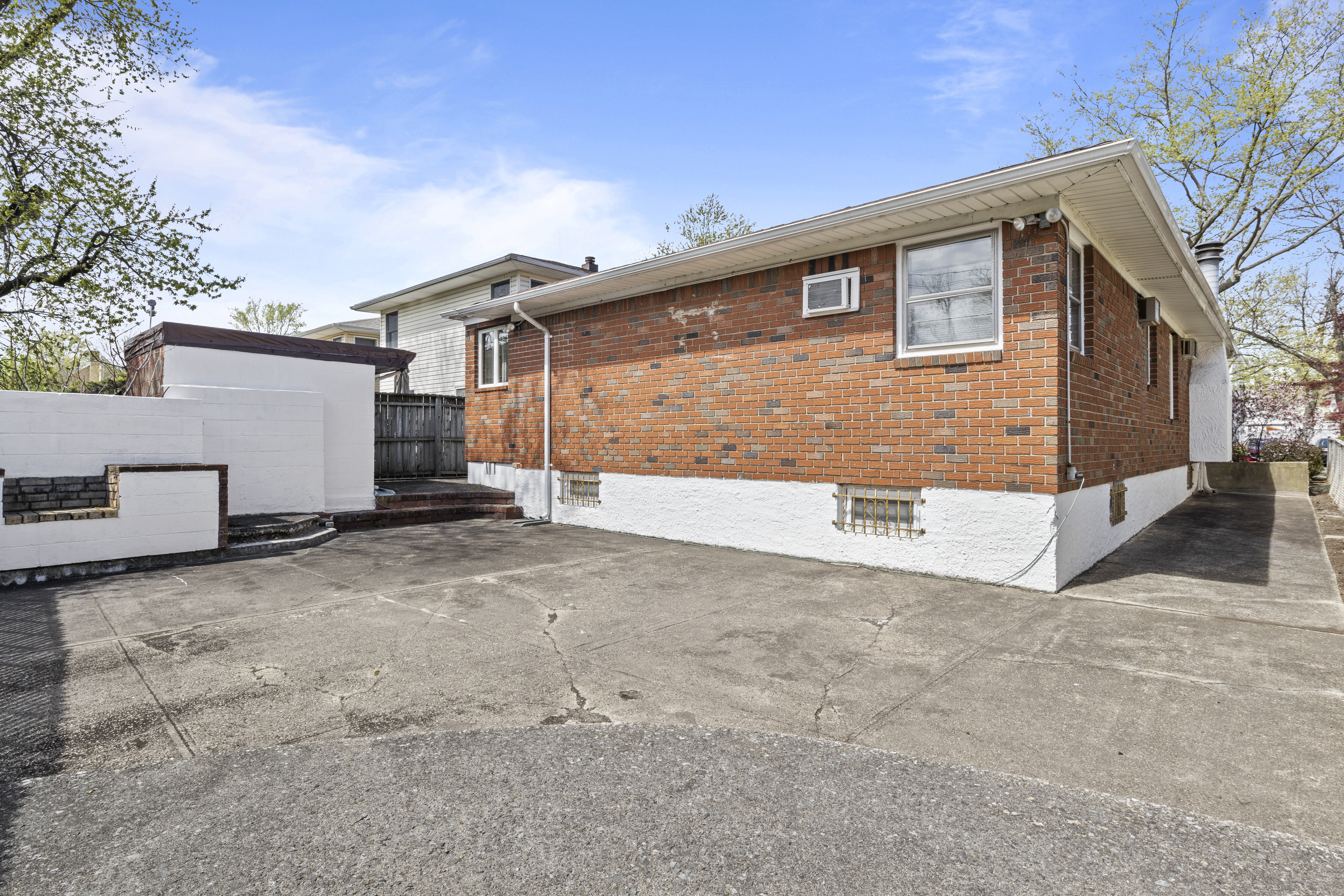 114 Greencroft Avenue Staten Island, NY 10308 - Photo 27 of 30