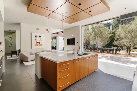 $11,495,000 | 17731 Calle De Palermo, Pacific Palisades, CA 90272