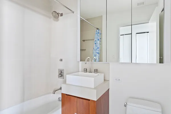 $7,750 | 450 West 17th Street, Unit 1002 | Chelsea