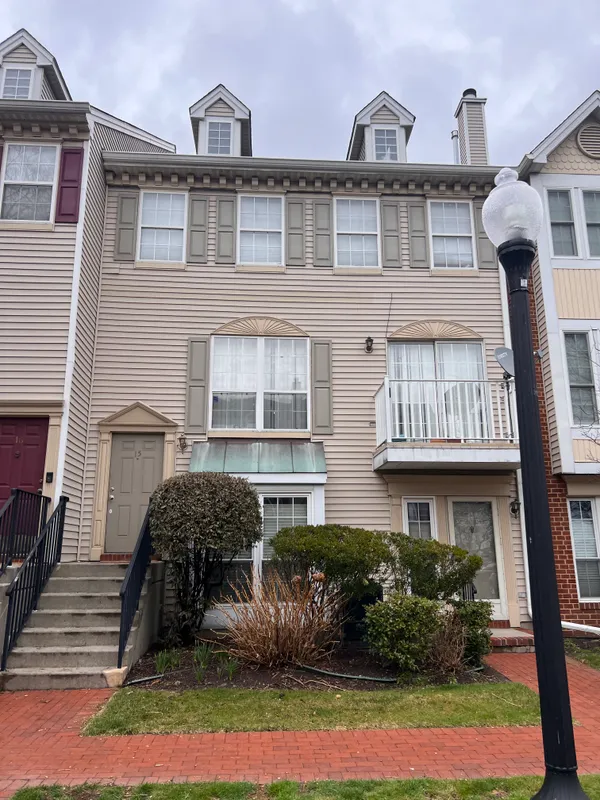 $425,000 | 15 Cedar Street, Jersey City, NJ 07305
