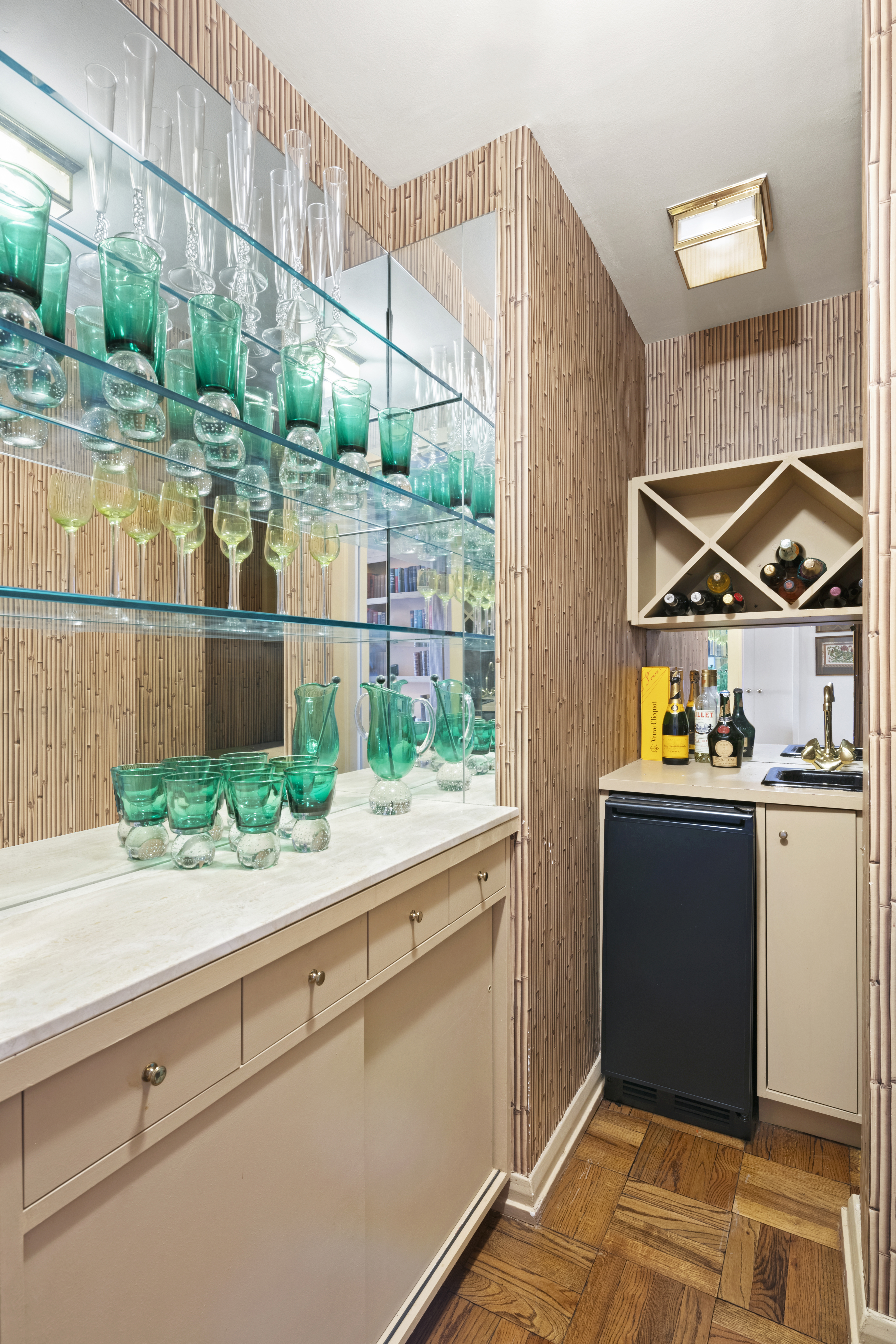 650 Park Avenue, Unit 18C Manhattan, NY 10065 - Photo 17 of 35