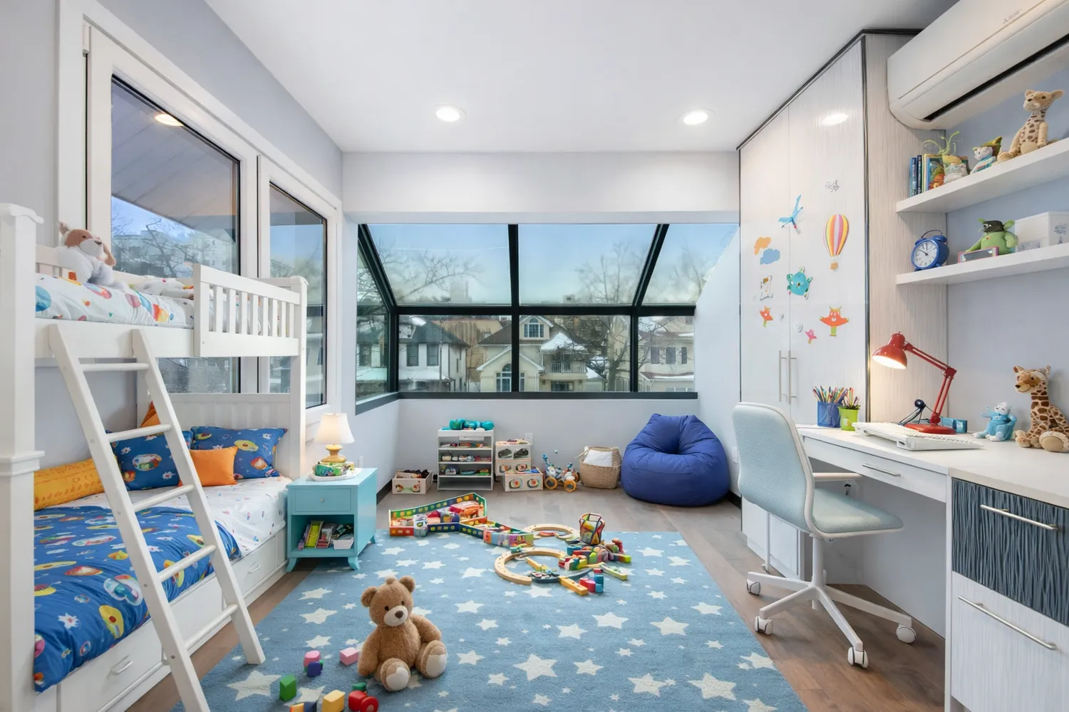 $2,495,000 | 153 Amherst Street | Manhattan Beach