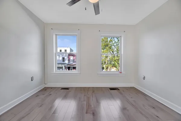$3,000 | 639 20th Street Northeast, Washington, DC 20002