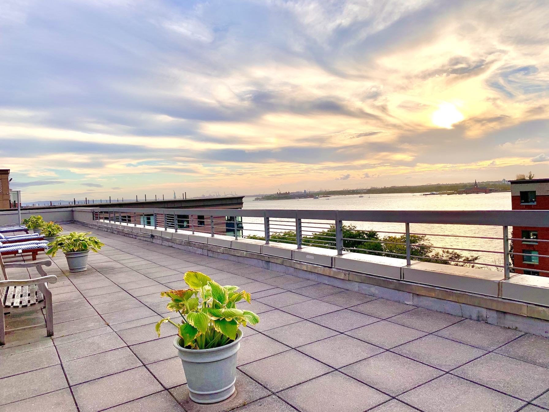 2 South End Avenue, Unit 6A Manhattan, NY 10280 - Photo 9 of 10