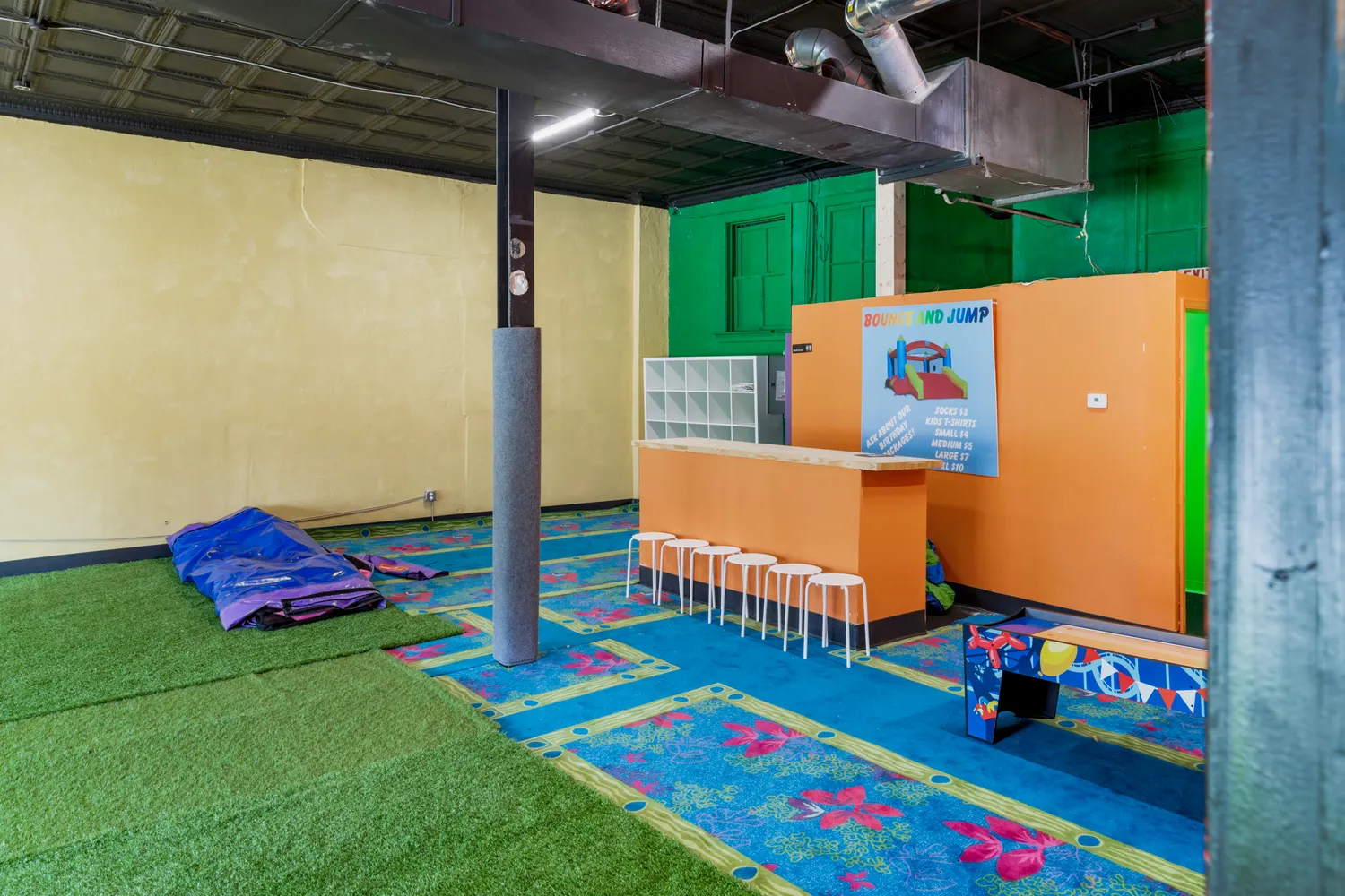 $550,000 | 5464 Gravois Avenue, St. Louis, MO 63116