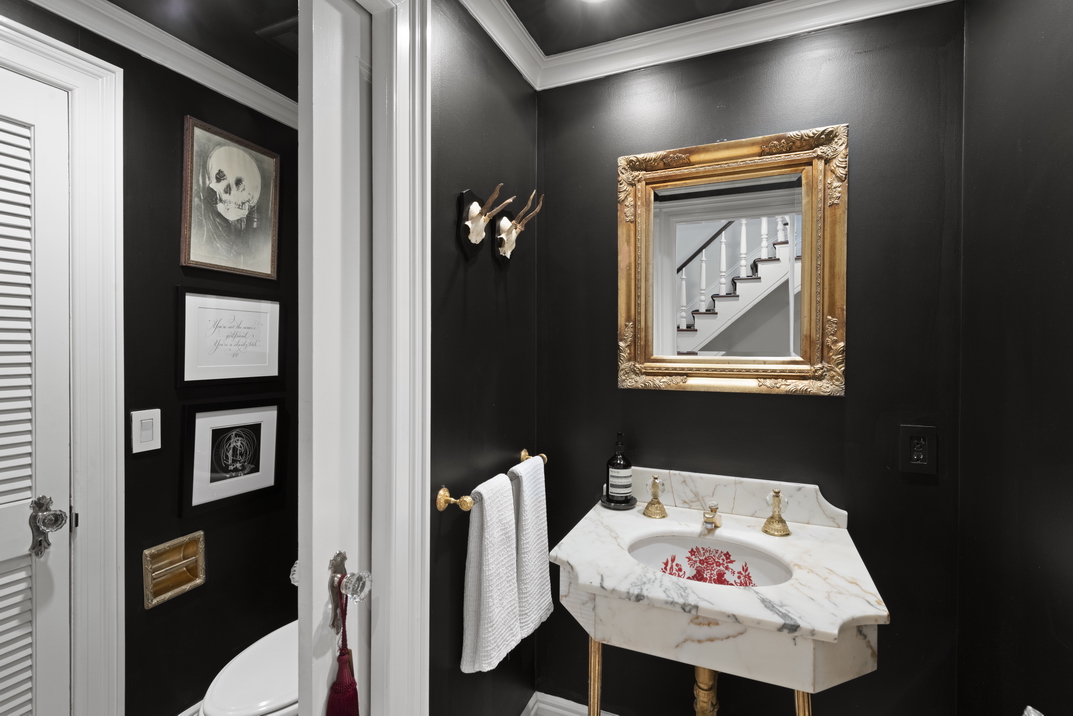 392 Bleecker Street Manhattan, NY 10014 - Photo 7 of 16