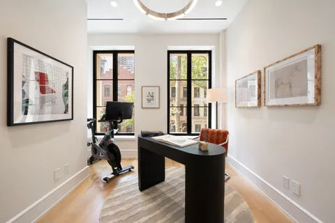 $18,500,000 | 165 East 64th Street | Lenox Hill