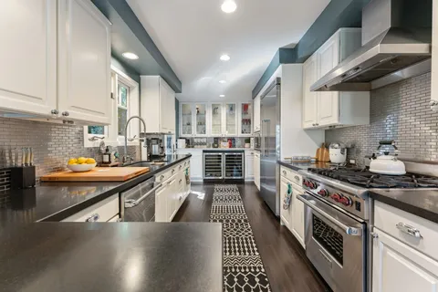 $2,599,000 | 1903 Preuss Road, Los Angeles, CA 90034