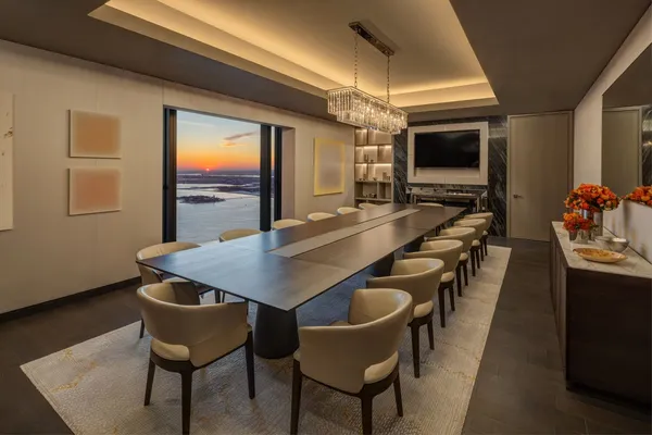 $15,000 | 125 Greenwich Street, Unit 37C | Financial District