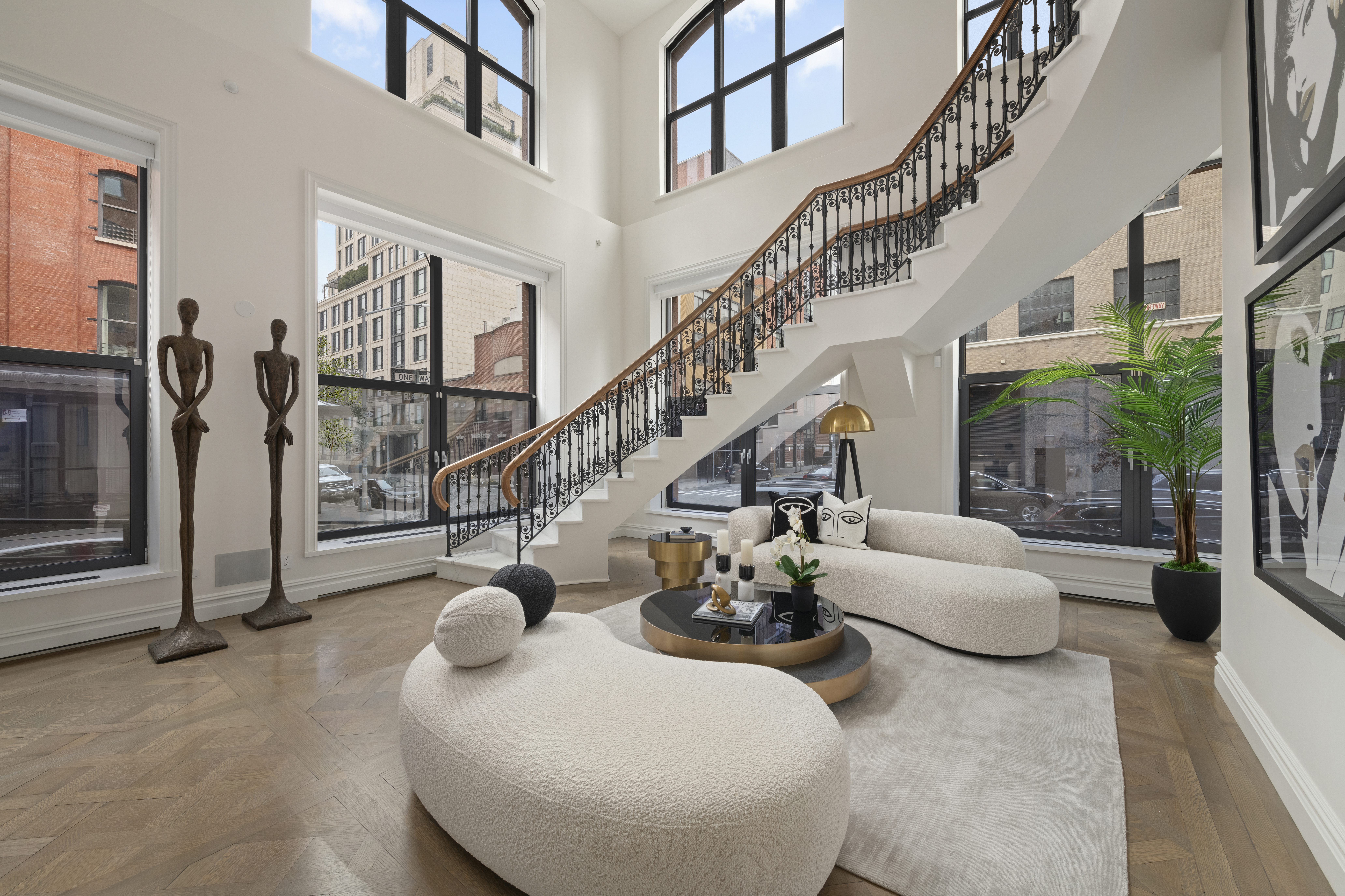 415 Washington Street, Unit 1B Manhattan, NY 10013 - Photo 2 of 16 a view of entryway and hall with wooden floor