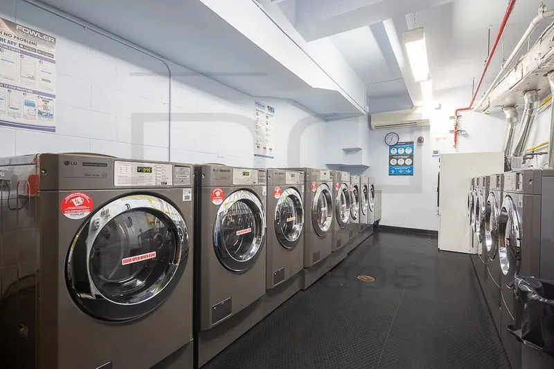 $660,000 | 345 East 69th Street, Unit 2E | Lenox Hill