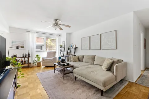 $499,000 | 230 Jay Street, Unit 2E | Downtown Brooklyn
