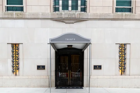 $3,995,000 | 30 Park Place, Unit 43B | TriBeCa