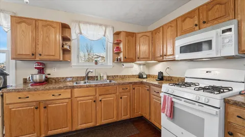 $240,000 | 8016 Arlington Avenue, Upper Darby, PA 19082