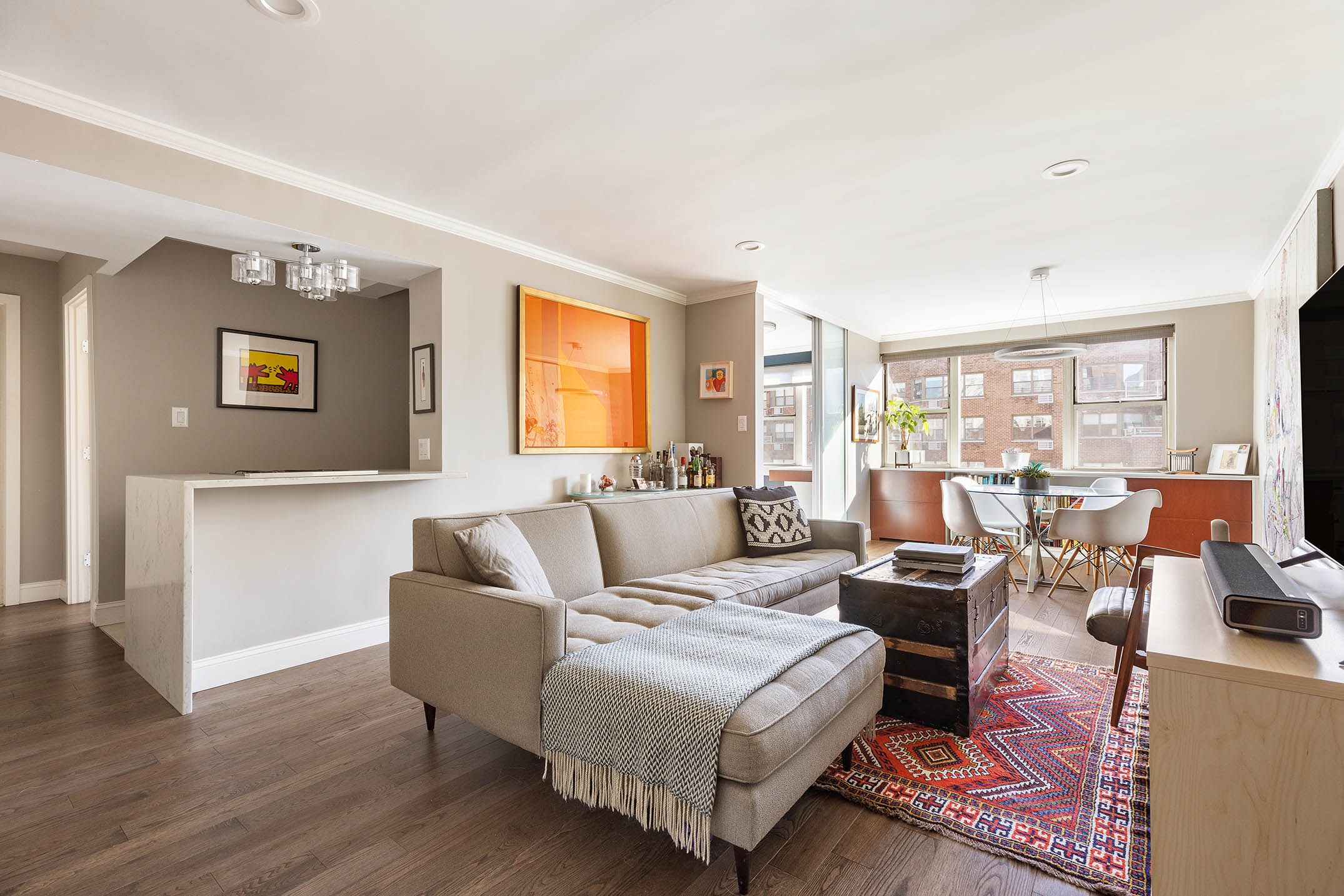 233 East 70th Street, Unit 17T Manhattan, NY 10021 - Photo 1 of 8