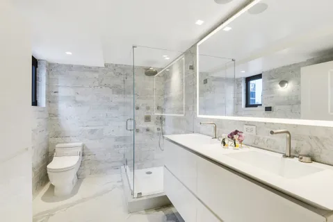 $5,995,000 | 200 Central Park South, Unit 35A | Central Park South