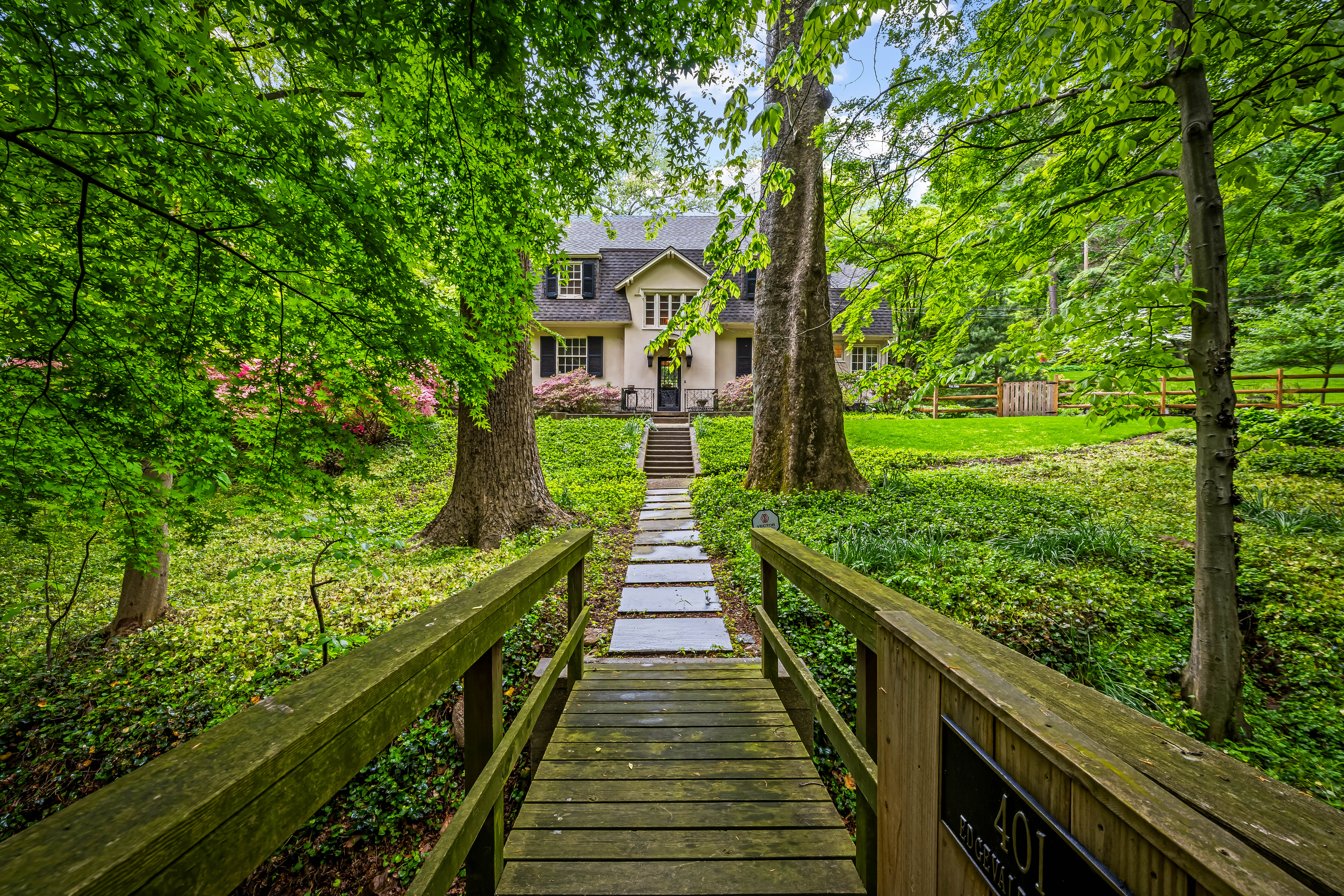 401 Edgevale Road Baltimore, MD 21210 - Photo 10 of 17