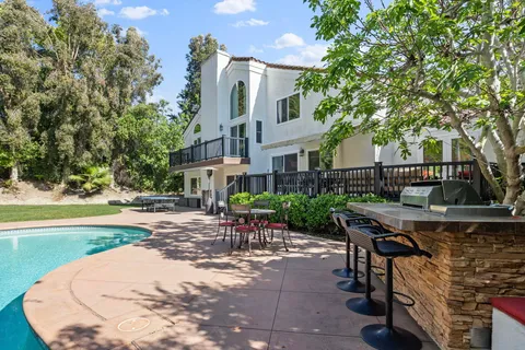 $3,350,000 | 25171 Stageline Drive, Laguna Hills, CA 92653