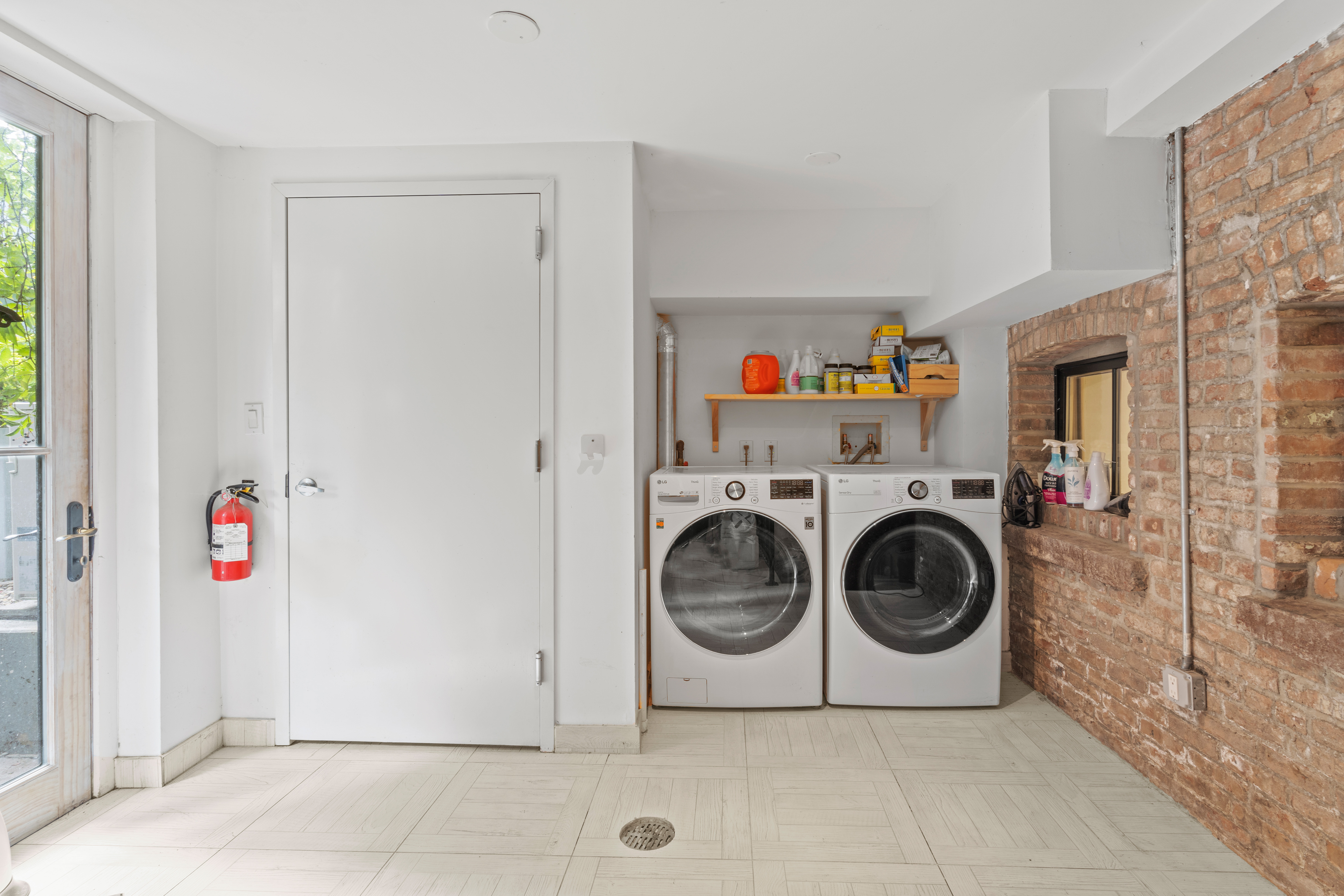 364 Douglass Street Brooklyn, NY 11217 - Photo 14 of 27