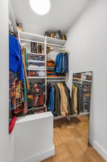 $865,000 | 324 East 41st Street, Unit 1103C | Murray Hill