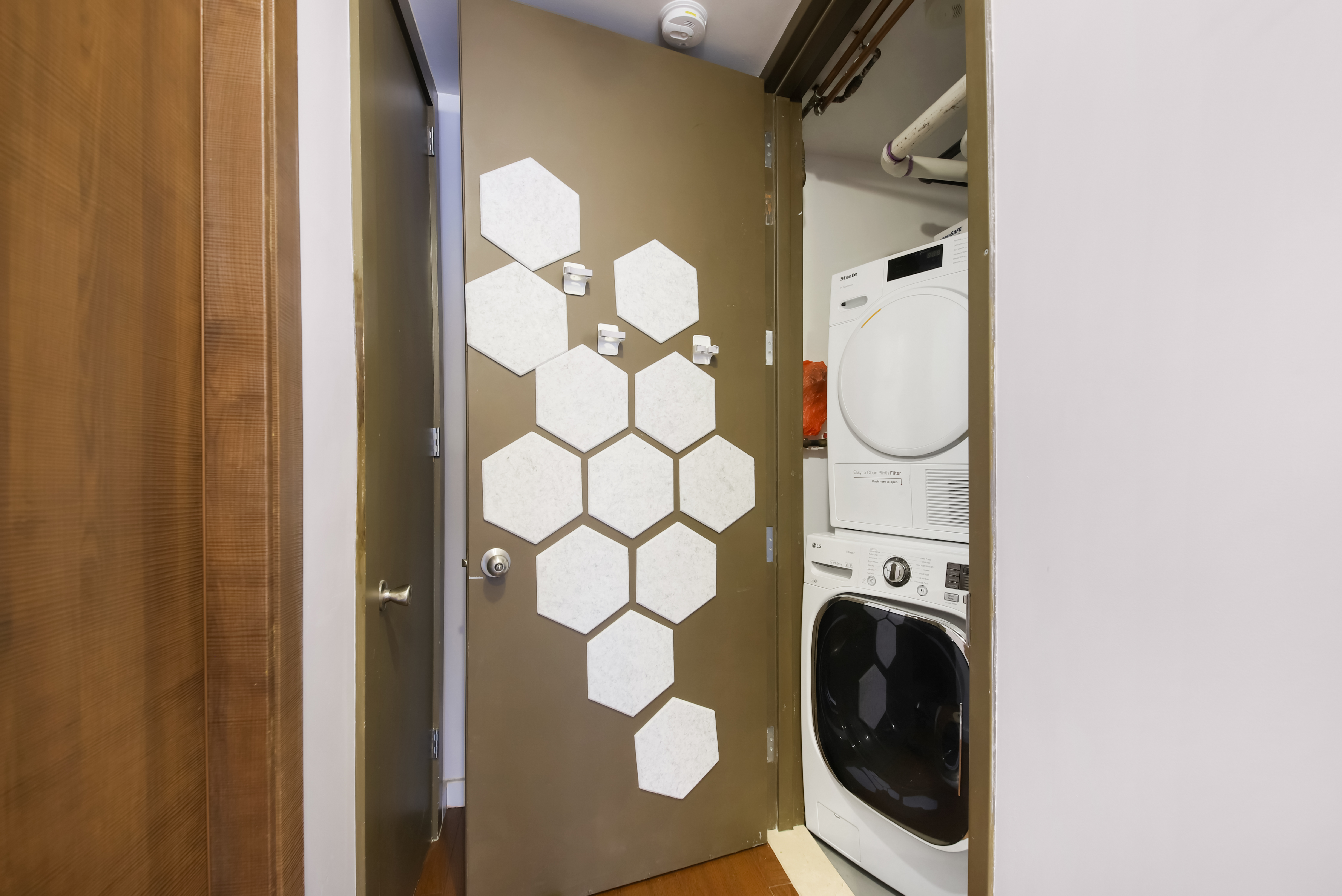 1756 Ocean Avenue, Unit 6D Brooklyn, NY 11230 - Photo 9 of 11 a utility room with dryer and washer