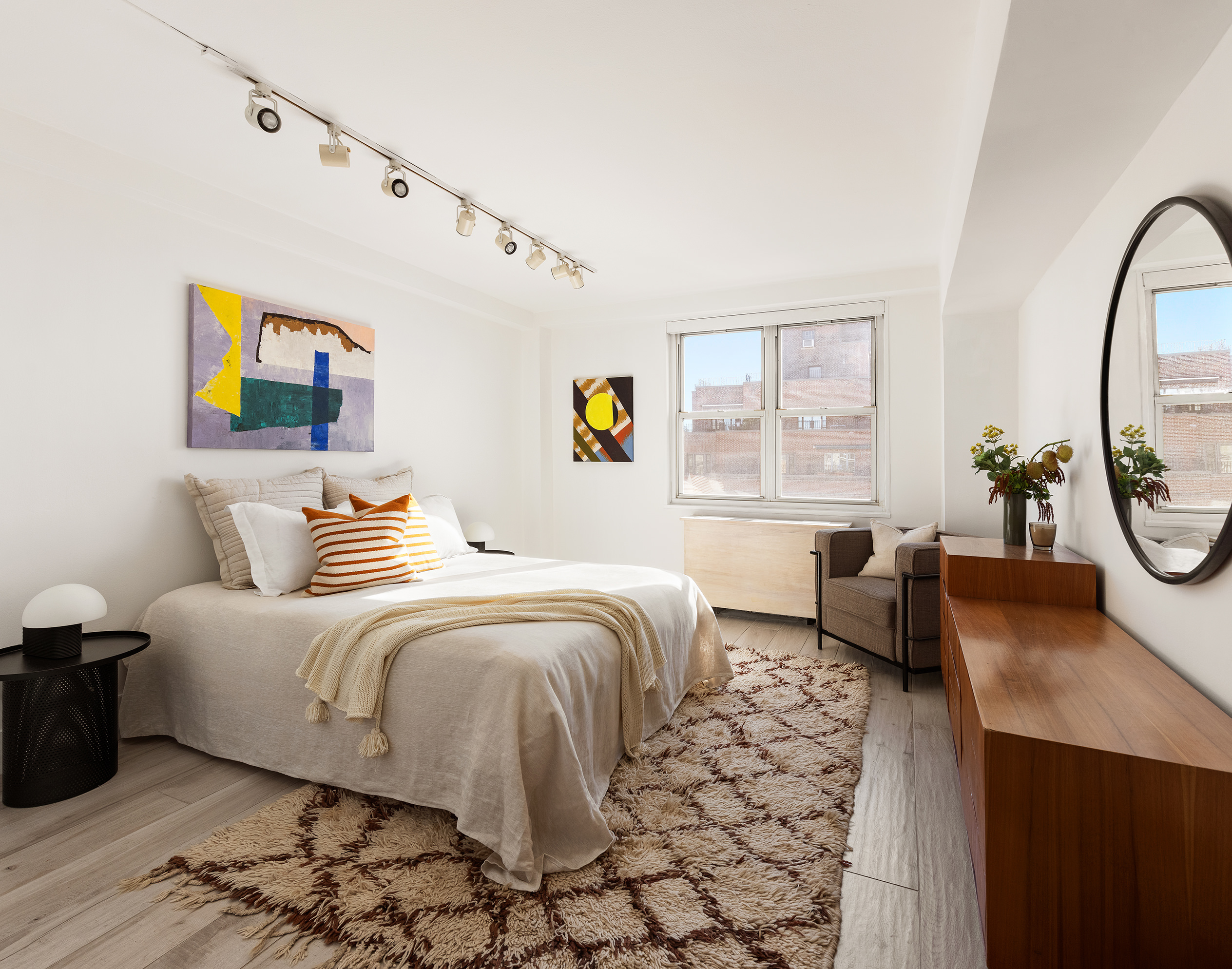 142 East 16th Street, Unit 22B Manhattan, NY 10003 - Photo 9 of 12