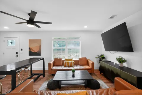 $2,380,000 | 13624 Trautwein Road, Austin, TX 78737