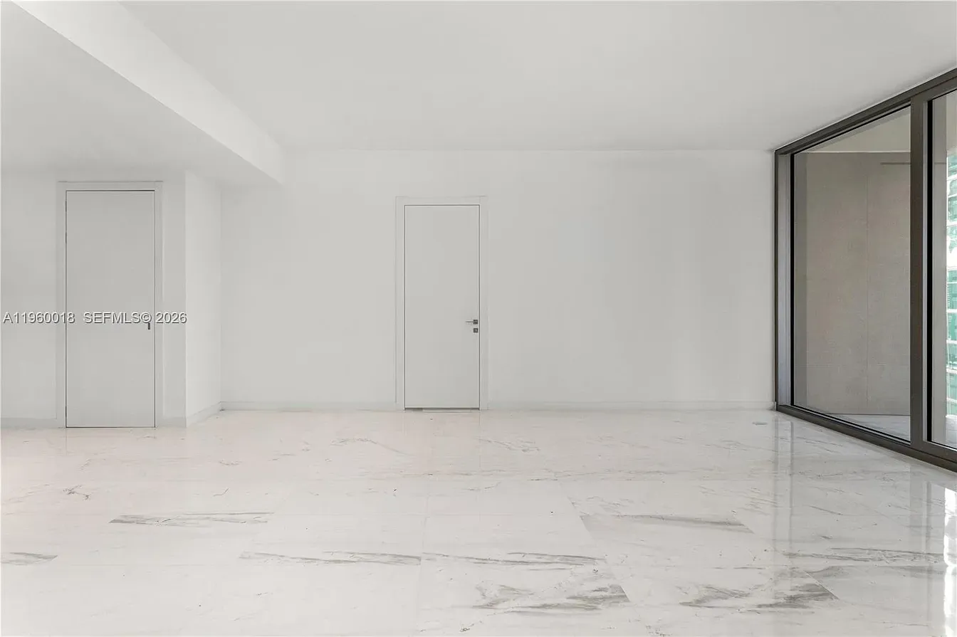 $1,850,000 | 300 Biscayne Blvd Way, Unit 2009, Miami, FL 33131