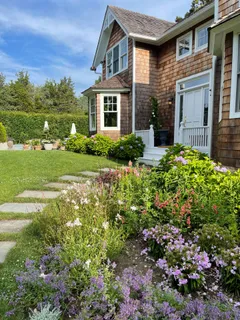 $5,950,000 | 89 Cobb Road, Water Mill, NY 11976