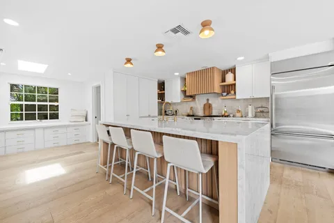 $1,599,000 | 44 Fort Royal Isle, Fort Lauderdale, FL 33308
