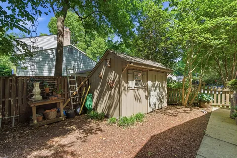 Contact Agent | 2507 Toron Court, Alexandria, VA 22306