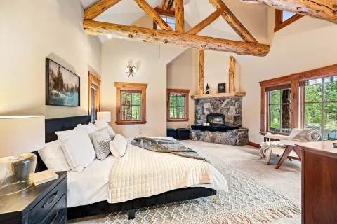 $3,395,000 | 8401 Jake Teeter Drive, Truckee, CA 96161