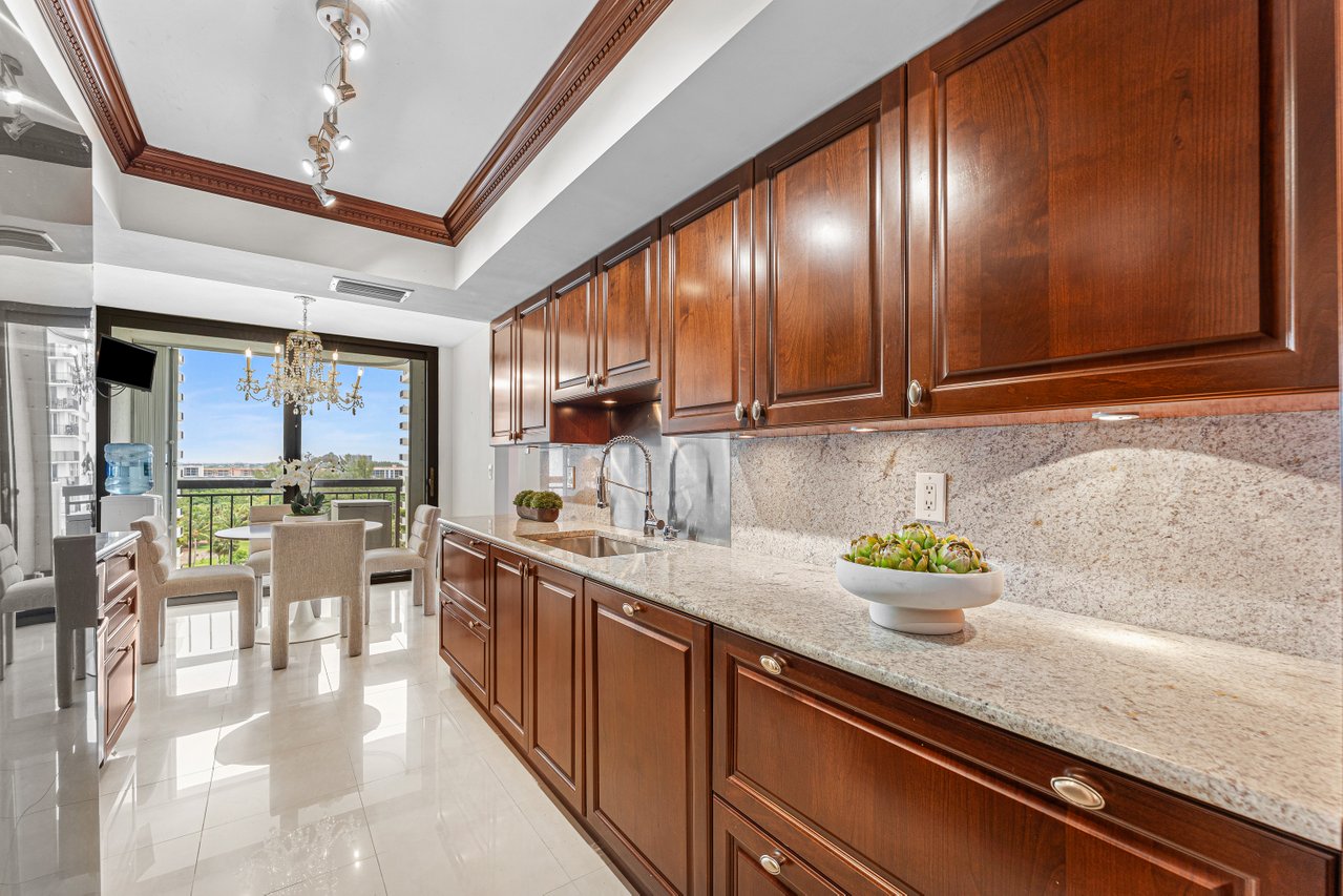 2003 North Ocean Boulevard, Unit 902 Boca Raton, FL 33431 - Photo 12 of 49