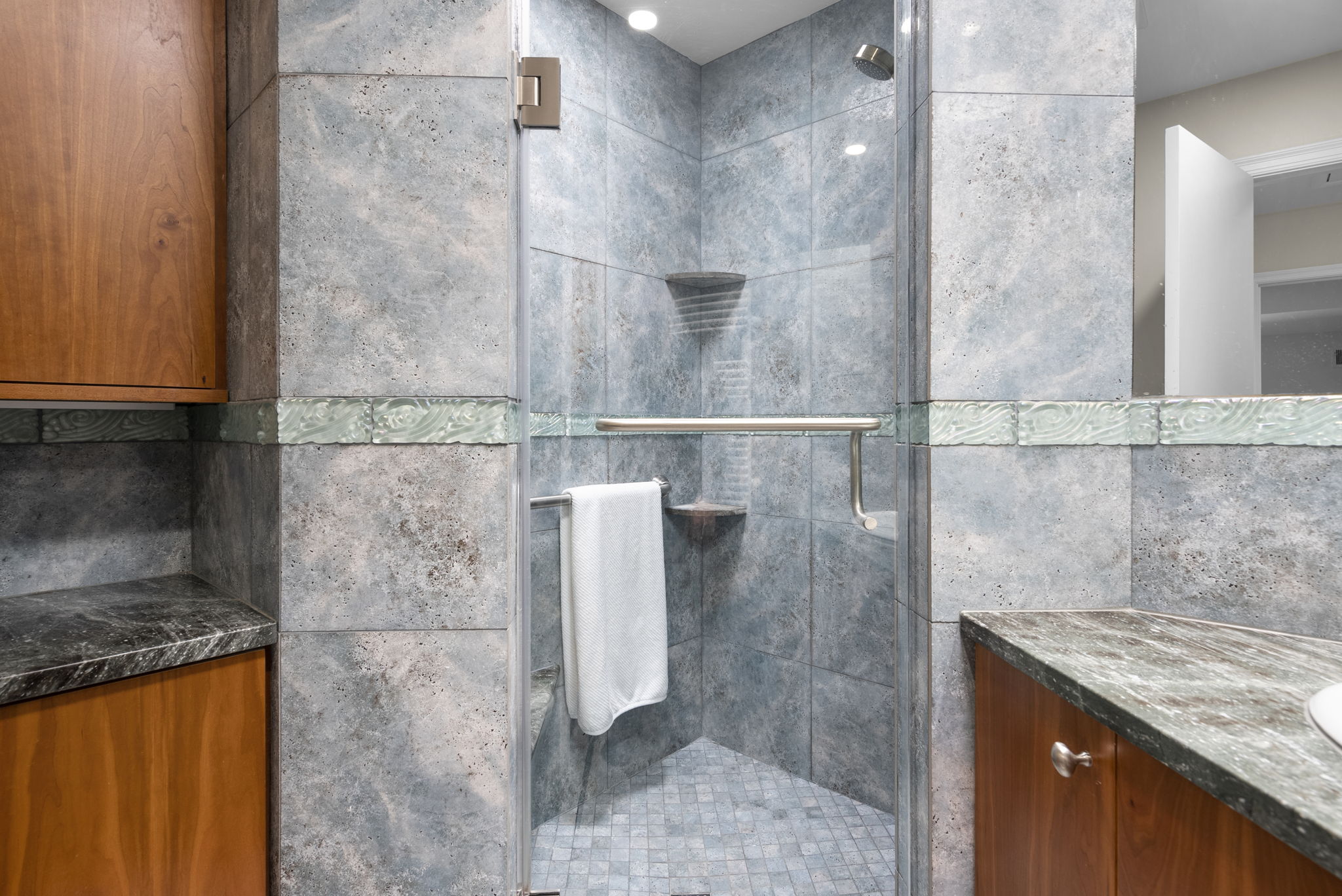 12806 Gaffney Road Silver Spring, MD 20904 - Photo 21 of 53