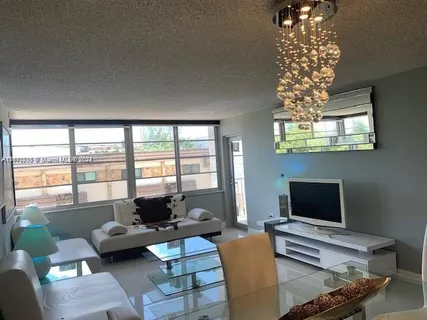 $290,000 | 8000 Harding Avenue, Unit 2B, Miami Beach, FL 33141