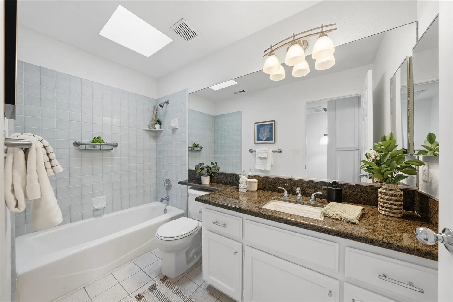 $624,998 | 1534 Marcelina Avenue, Unit D, Torrance, CA 90501