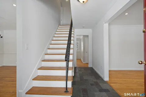 $895,000 | 39 McIntosh Road, Stamford, CT 06903