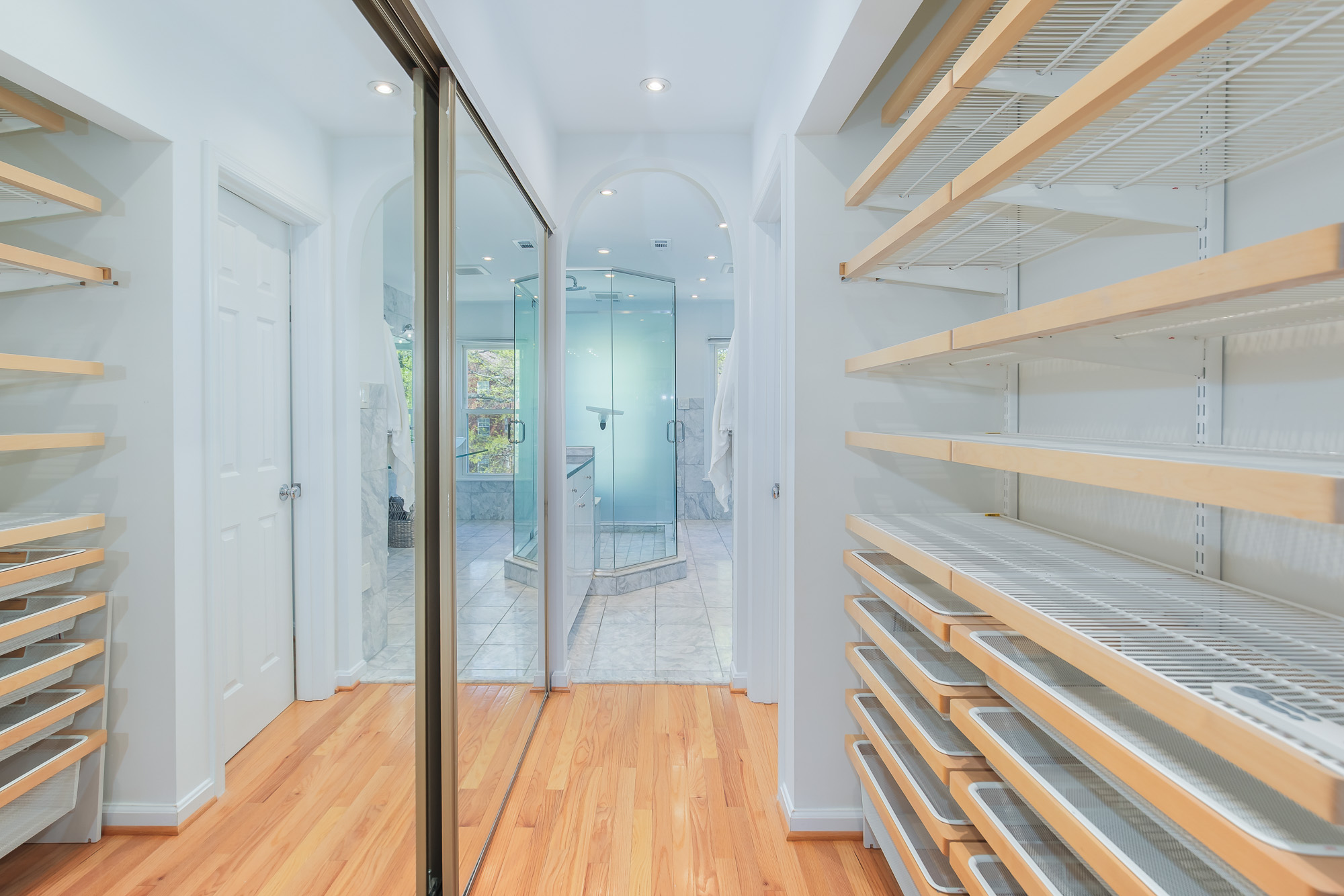 2103 North Rolfe Street, Unit B Arlington, VA 22209 - Photo 45 of 63