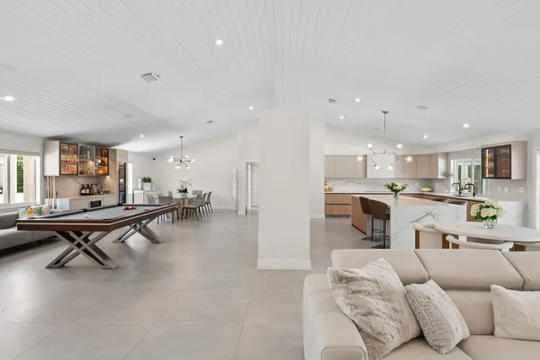 $2,925,000 | 9201 Southwest 102nd Street, Miami, FL 33176