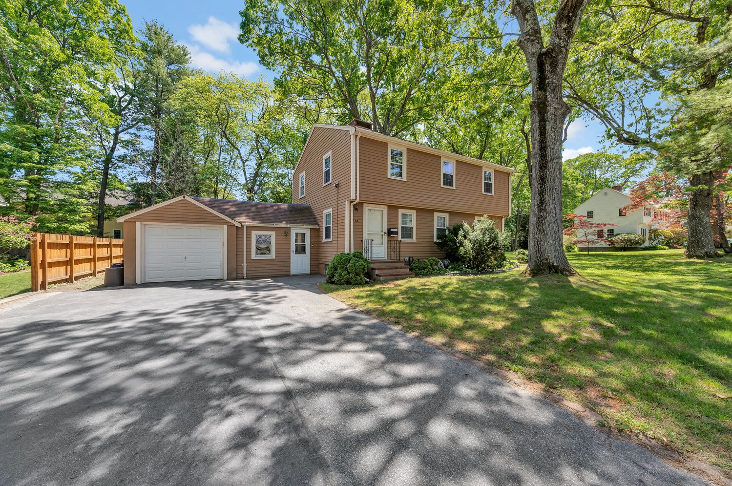 Homes for Sale with a Garage in Idylwide, Lexington, MA Compass