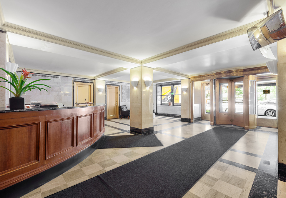 20 West 72nd Street, Unit 601 Manhattan, NY 10023 - Photo 19 of 21 a lobby with furniture and window