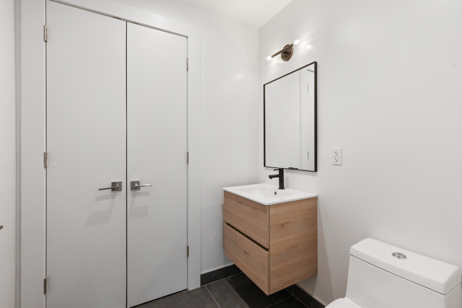 906 Prospect Place, Unit 1C Brooklyn, NY 11213 - Photo 10 of 13