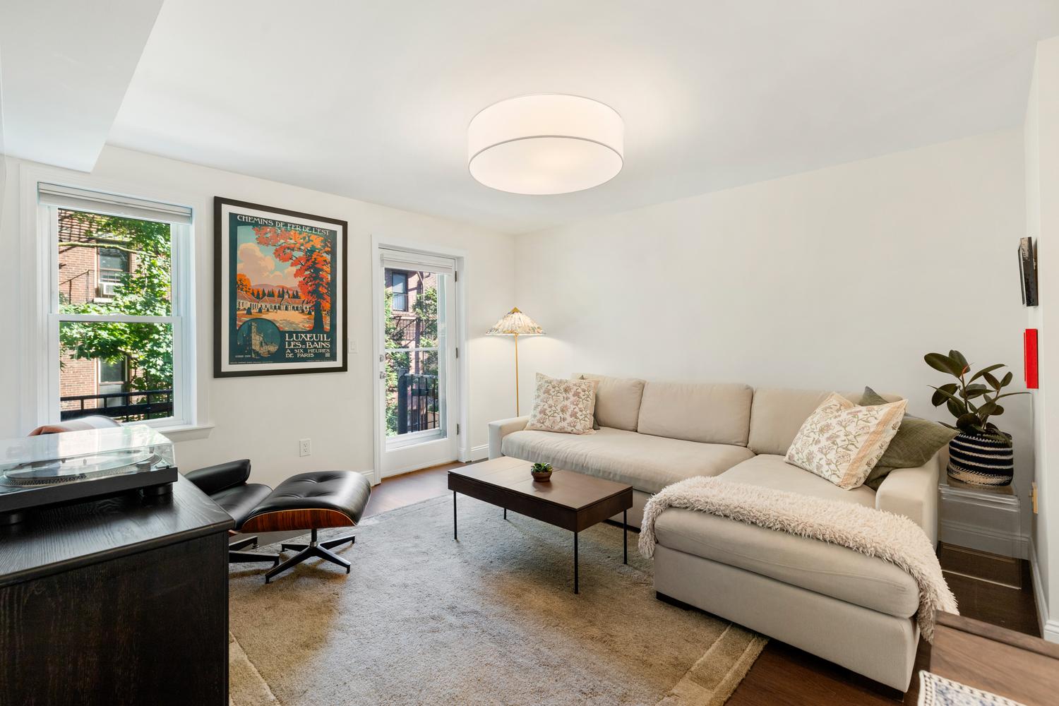 15 Lawrence Street, Unit 2 Boston, MA 02116 - Photo 2 of 34